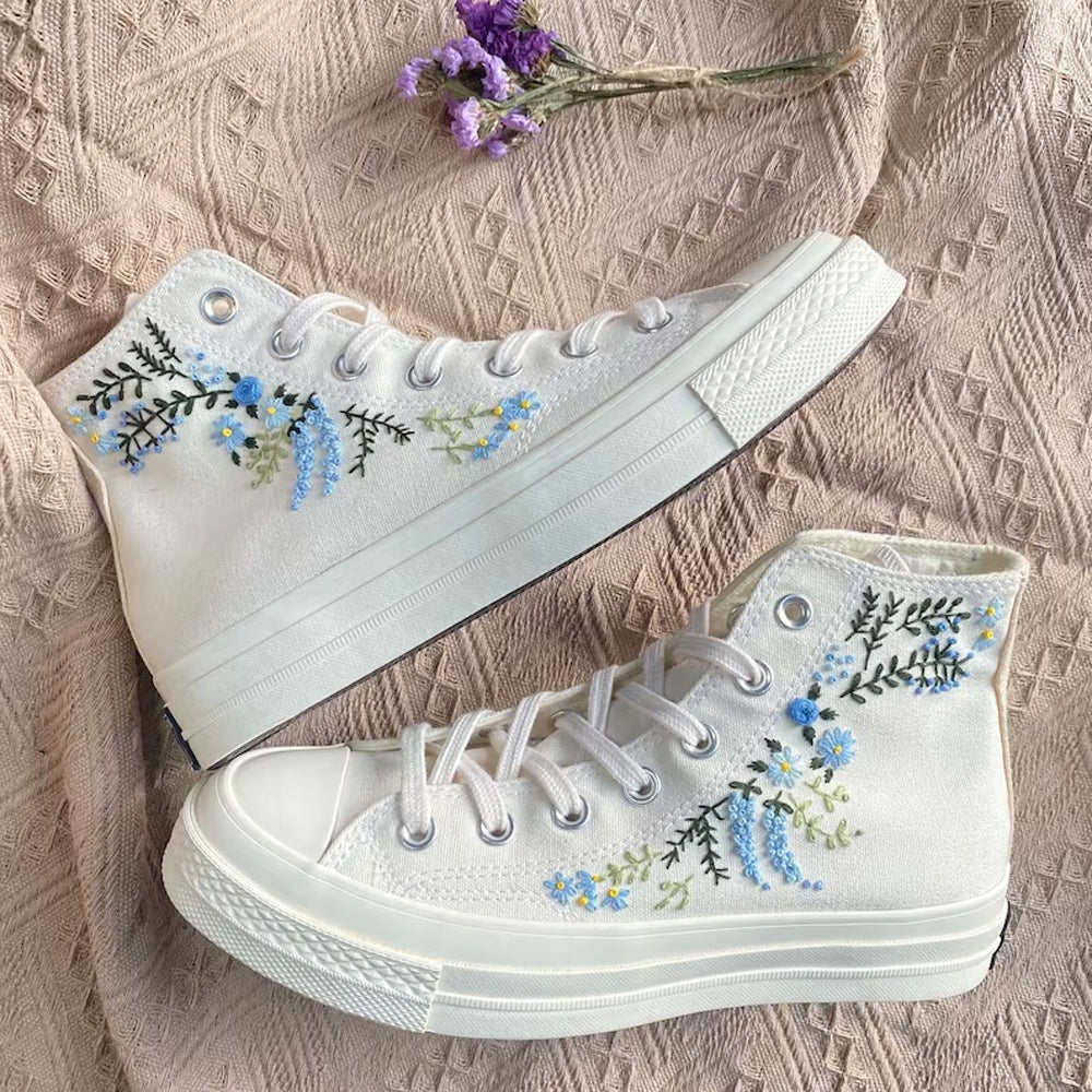 Embroidery Shoes Women's Canvas Shoes, Personalized Shoes, Embroidered Flowers.