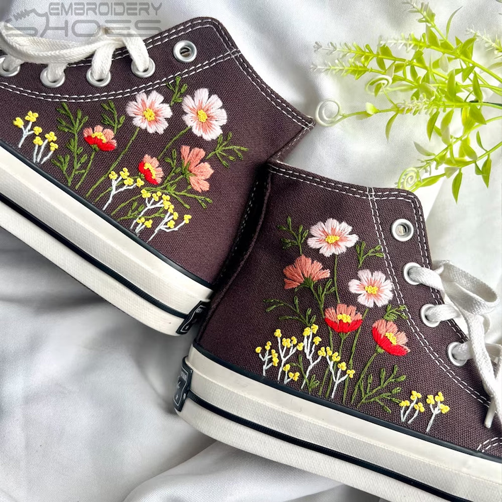 Embroidery Shoes Women's Canvas Shoes, Personalized Shoes, Embroidered Flowers.