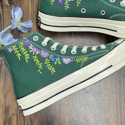 Embroidery Shoes Women's Canvas Shoes, Personalized Shoes, Embroidered Flowers Purple.