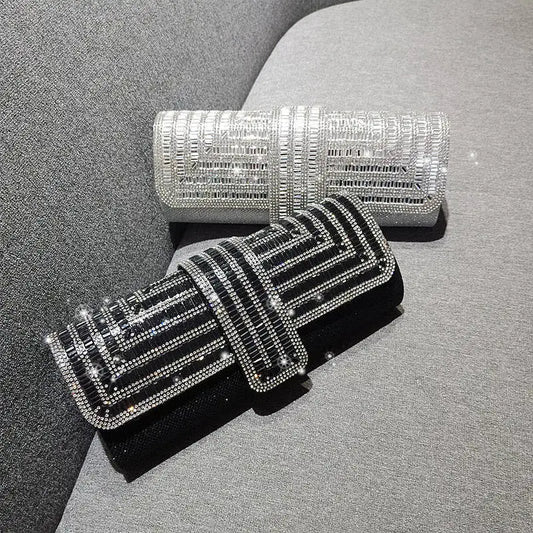 Elara Glow Crystal Evening Clutch – Elegant Diamond-Embellished Chain Bag for Weddings & Parties.030425.