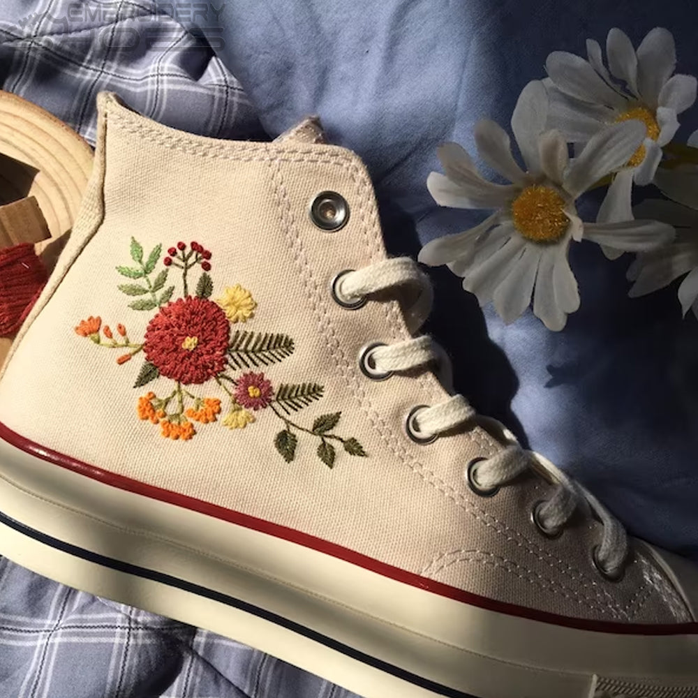 Embroidery Shoes Women's Canvas Shoes, Personalized Shoes, Embroidered Flowers, Wedding Embroidered Shoes.