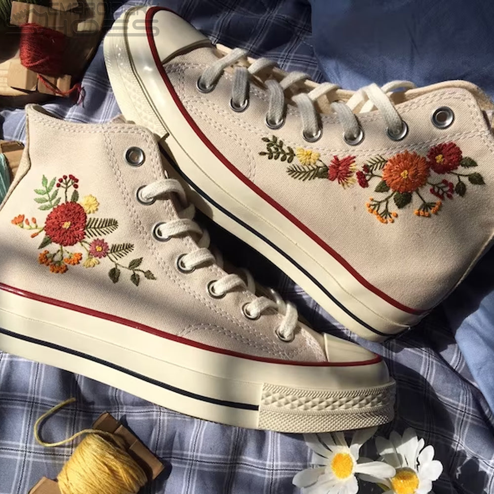 Embroidery Shoes Women's Canvas Shoes, Personalized Shoes, Embroidered Flowers, Wedding Embroidered Shoes.