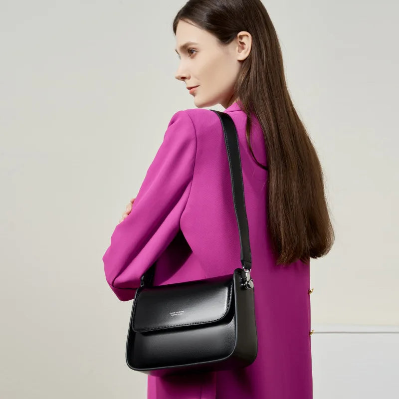 2025 Trendy Niche Design Genuine Leather Saddle Bag – Women's Textured Messenger Handbag.040425