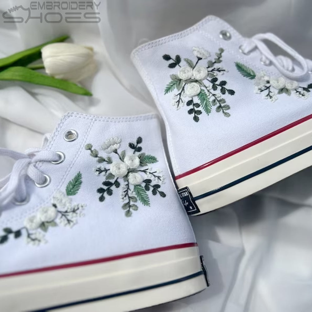 Embroidery Shoes Women's Canvas Shoes, Personalized Shoes, Embroidered Flowers, Wedding Embroidered Shoes.