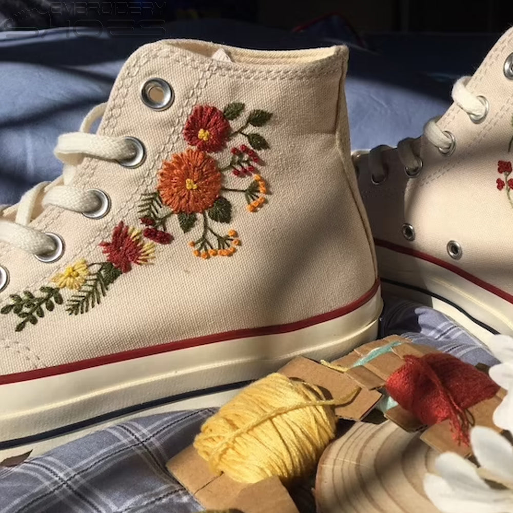 Embroidery Shoes Women's Canvas Shoes, Personalized Shoes, Embroidered Flowers, Wedding Embroidered Shoes.