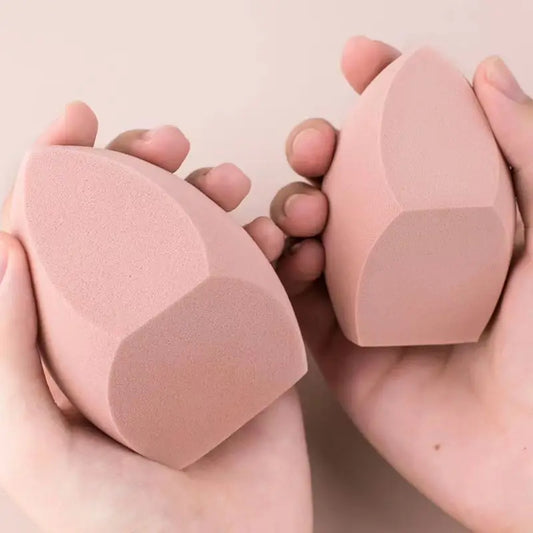Elara Glow Beauty Sponge – Soft Cosmetic Puff for Smooth Makeup Application.060325.