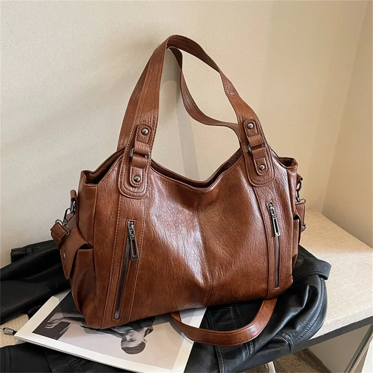 2025 High-Quality PU Leather Shoulder Bag – Fashionable Women's Handbag with Soft Interior & Contrasting Colors.270325